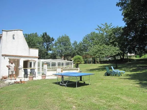 Maison Plain Pied Mitoyenne Avec Piscine Partagee Et Terrain Arbore Brens (Tarn)